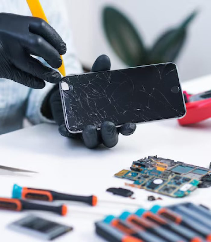 broken smart phone 63097 2976